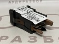Выключатель с регулятором для обогрева сиденья правый VAG 8L0963564A на Ауди A3 8L купить с разборки в Самаре по цене 800 ₽