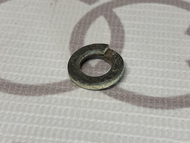 Пружинное кольцо VAG N0120387 на Ауди 80 B2 купить с разборки в Самаре по цене 20 ₽